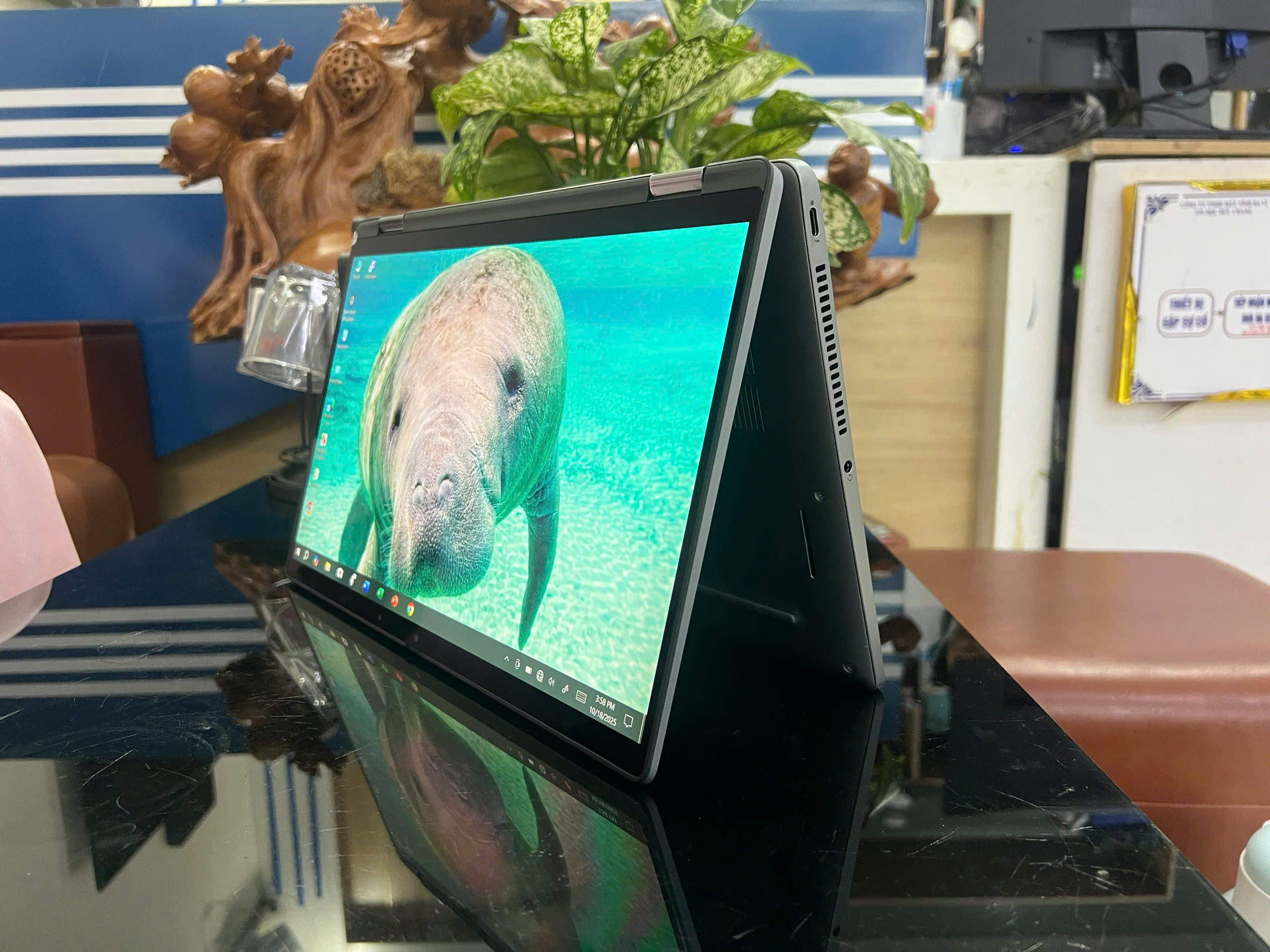 Dell Latitude 7320 2in1 Core i7 1185G7 RAM 16Gb SSD 512Gb 14inch FHD Cảm ứng xoay gập 360 độ Vỏ nhôm Silver