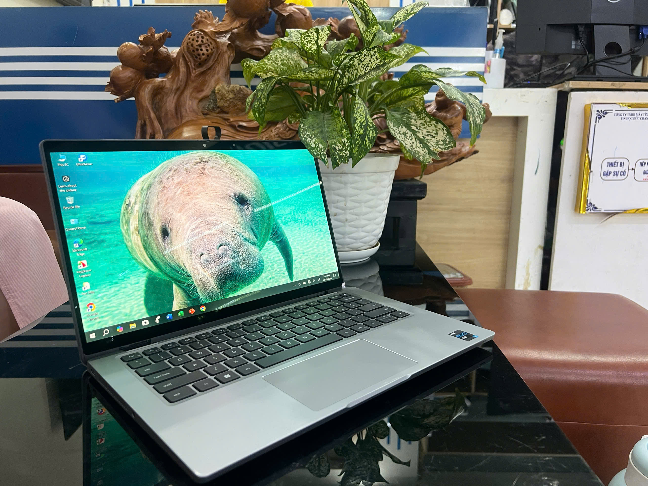 Dell Latitude 7320 2in1 Core i7 1185G7 RAM 16Gb SSD 512Gb 14inch FHD Cảm ứng xoay gập 360 độ Vỏ nhôm Silver - Ảnh 3