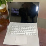 Surface Book 2 Core i5-7300U/RAM 8GB/SSD 256GB Màn 13.3inch 3K Cảm ứng