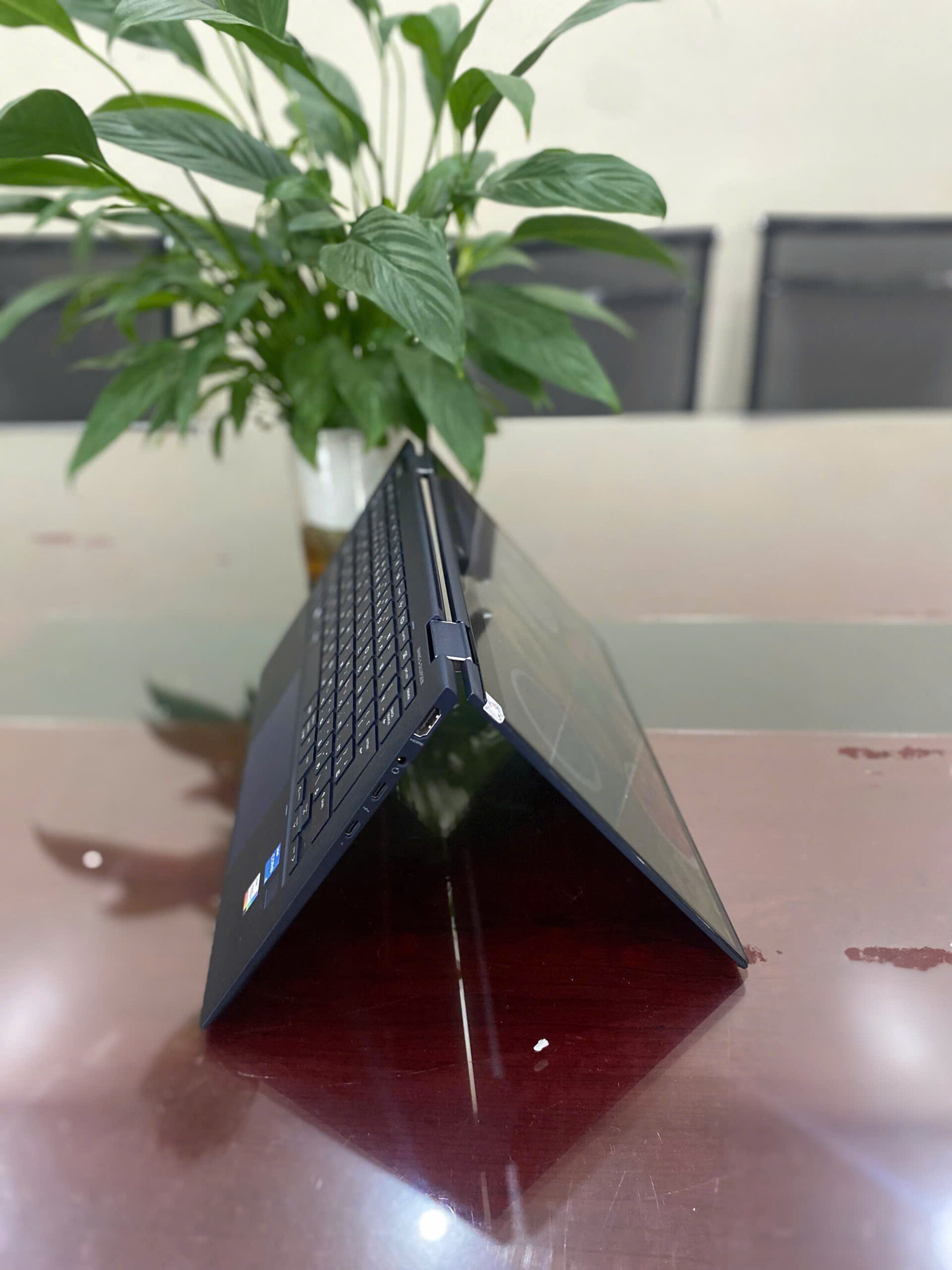 HP Elitebook Dragonfly Core i5-1135G7/ Gen 11/RAM 8GB/SSD 256GB - Ảnh 4