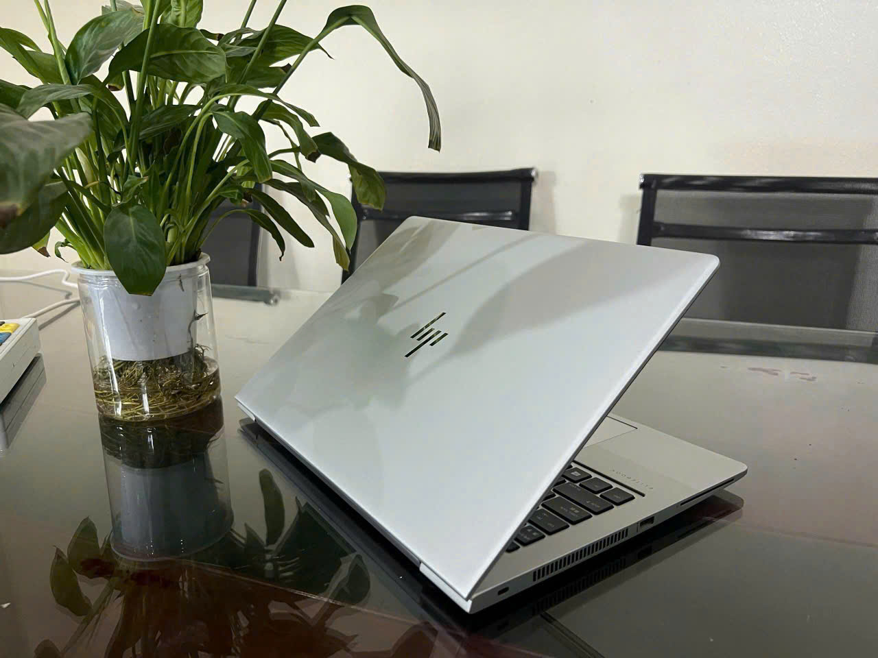 Laptop HP Elitebook 745 G6 Ryzen 3 PRO 3300u/ RAM 8GB/ SSD 256GB/ Màn hình 14 INCH MÀU BẠC - Ảnh 2