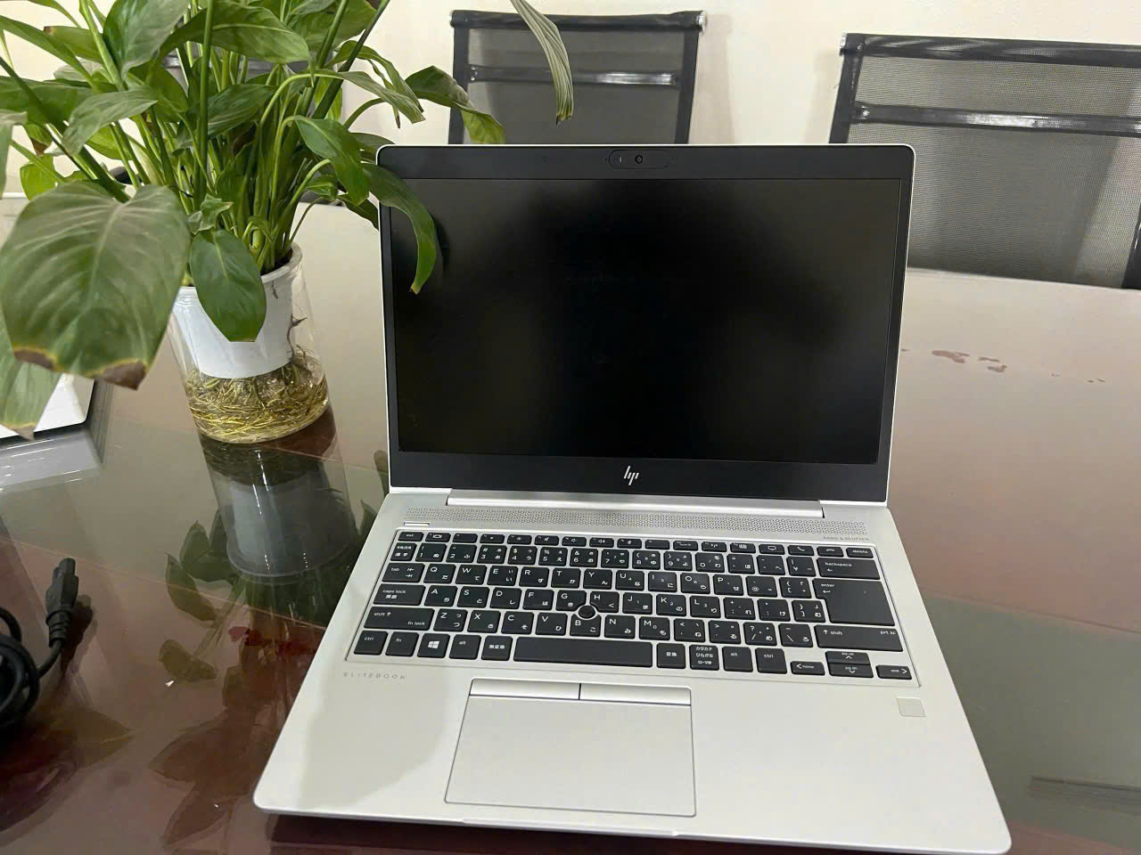 Laptop HP Elitebook 745 G6 Ryzen 3 PRO 3300u/ RAM 8GB/ SSD 256GB/ Màn hình 14 INCH MÀU BẠC