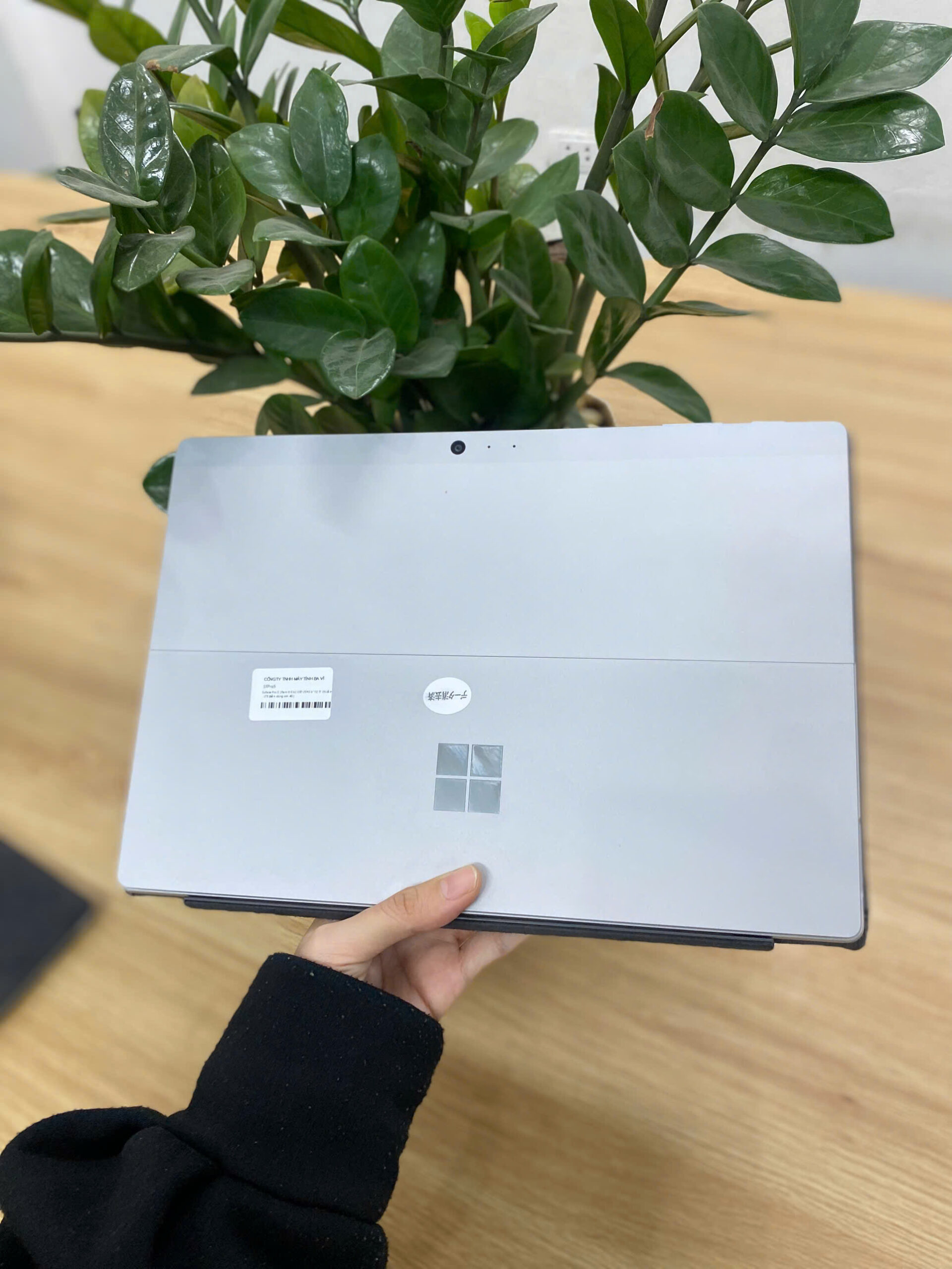 Surface Pro 5 LTE/core i5/RAM 8gb/SSD 256gb (Máy+Bàn Phím) - Ảnh 2