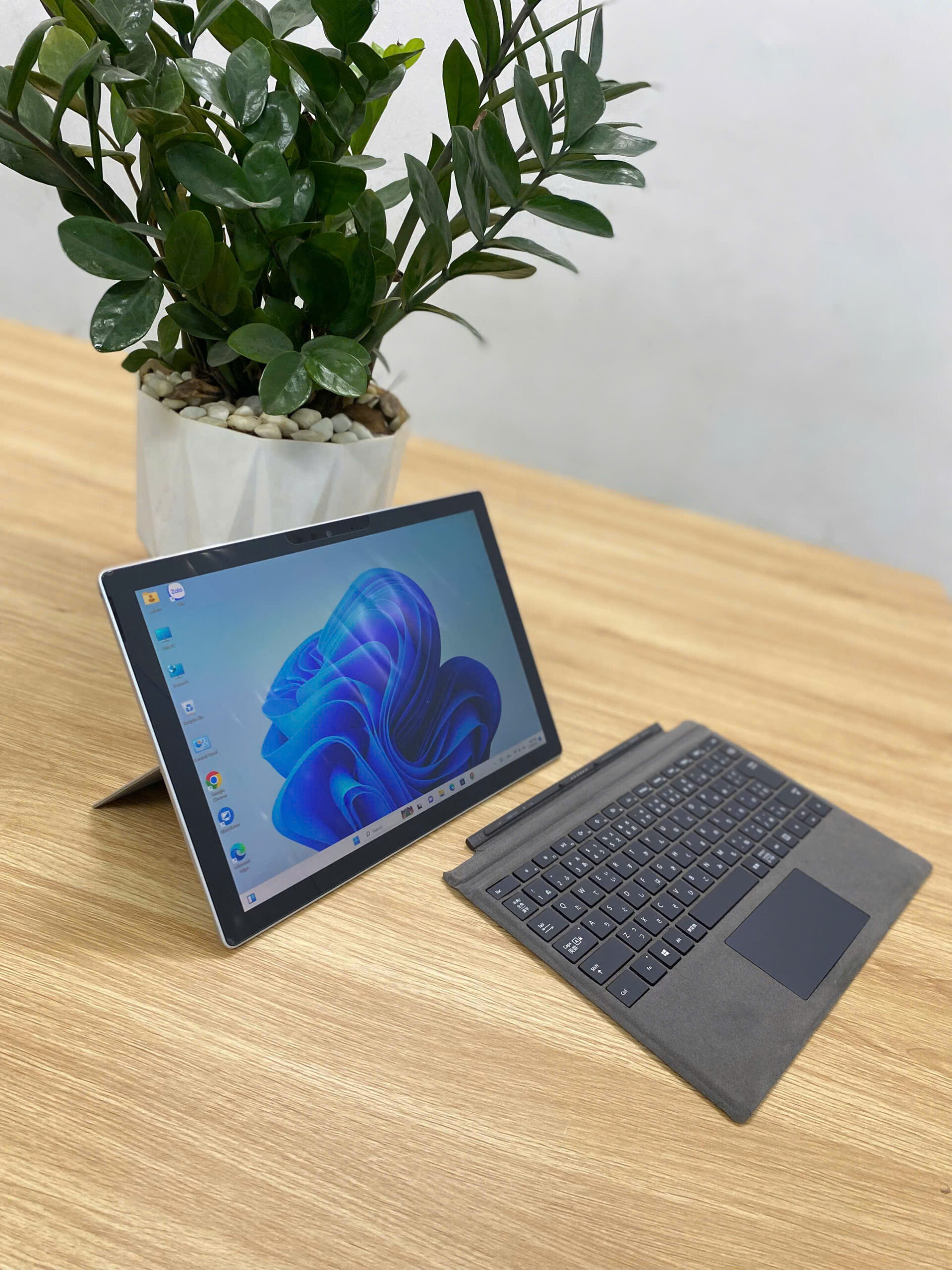 Surface Pro 5 LTE/core i5/RAM 8gb/SSD 256gb (Máy+Bàn Phím) - Ảnh 6