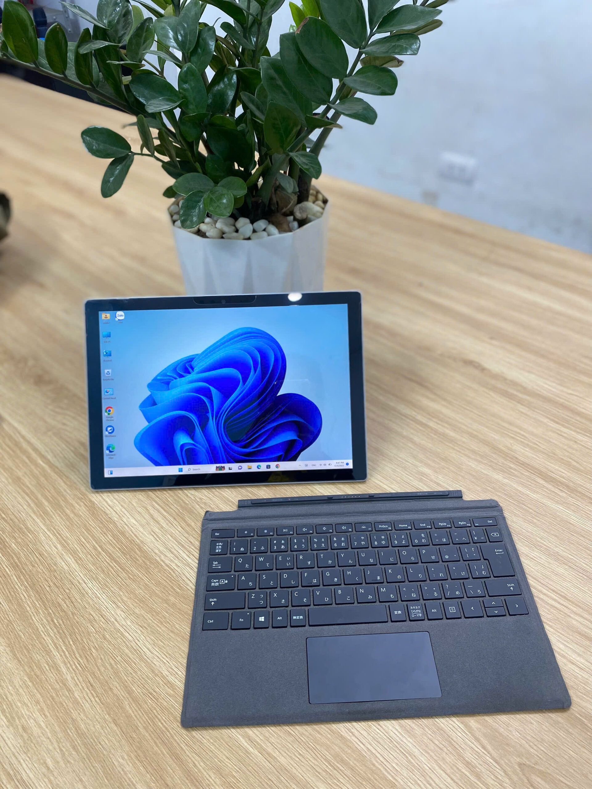 Surface Pro 5 LTE/core i5/RAM 8gb/SSD 256gb (Máy+Bàn Phím) - Ảnh 5
