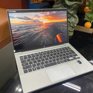 HP elitebook 830G8 - Core i7 1165G7 - RAM 16GB - SSD 512GB - 13.3" FULL HD