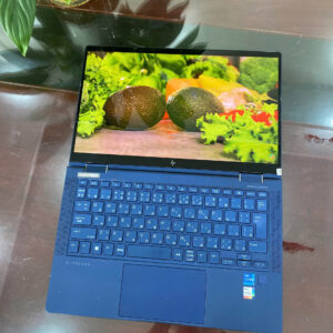 HP Elite Dragonfly / Core i5-8265U / RAM  8GB / SSD 256GB / 13.3 inch FHD IPS cảm ứng gập 360 độ