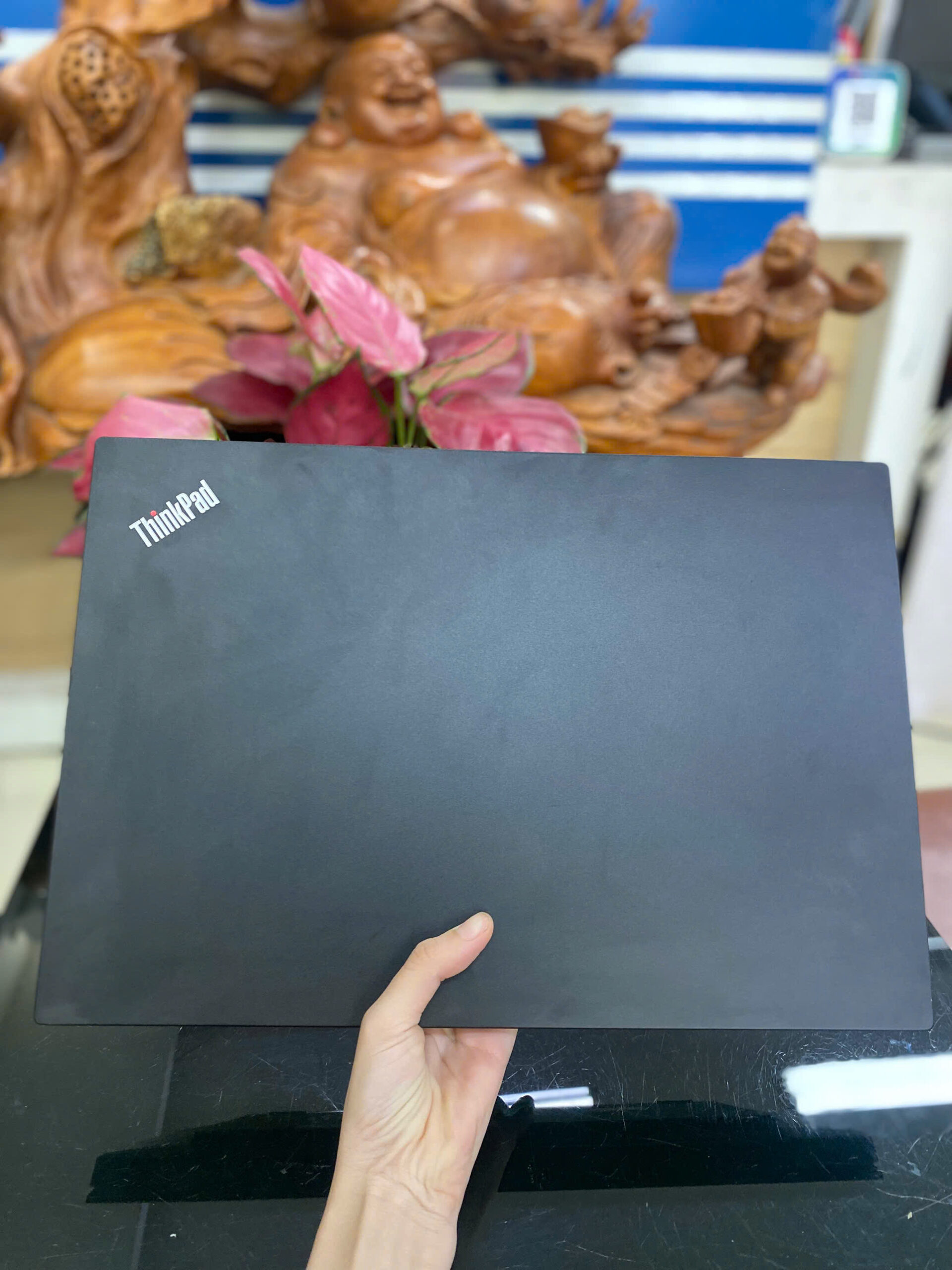 Lenovo Thinkpad E585 - AMD Ryzen 5-2500U/ RAM 8GB/ SSD 256GB Màn Hình 15.6 inch - Ảnh 2