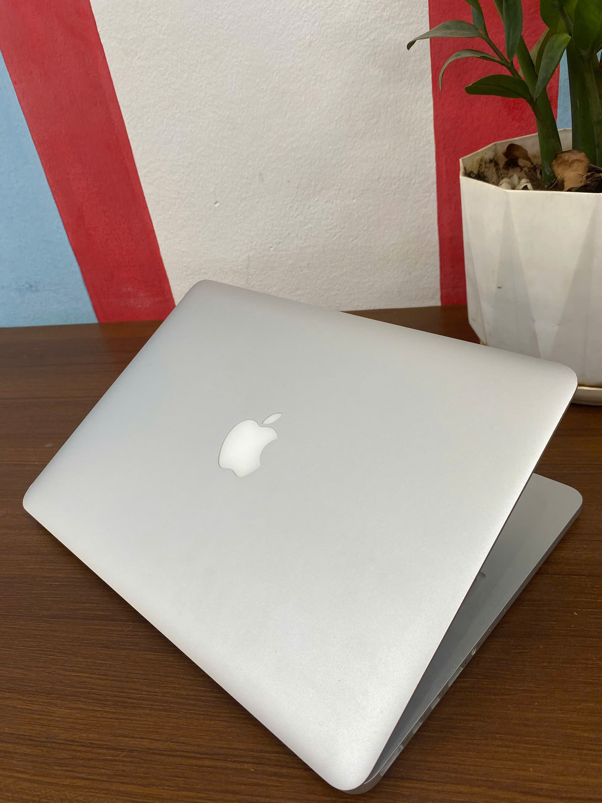 MacBook Pro 2015 i5/ RAM 8GB/ SSD 256GB màn 13.3 inch Retina - Ảnh 4