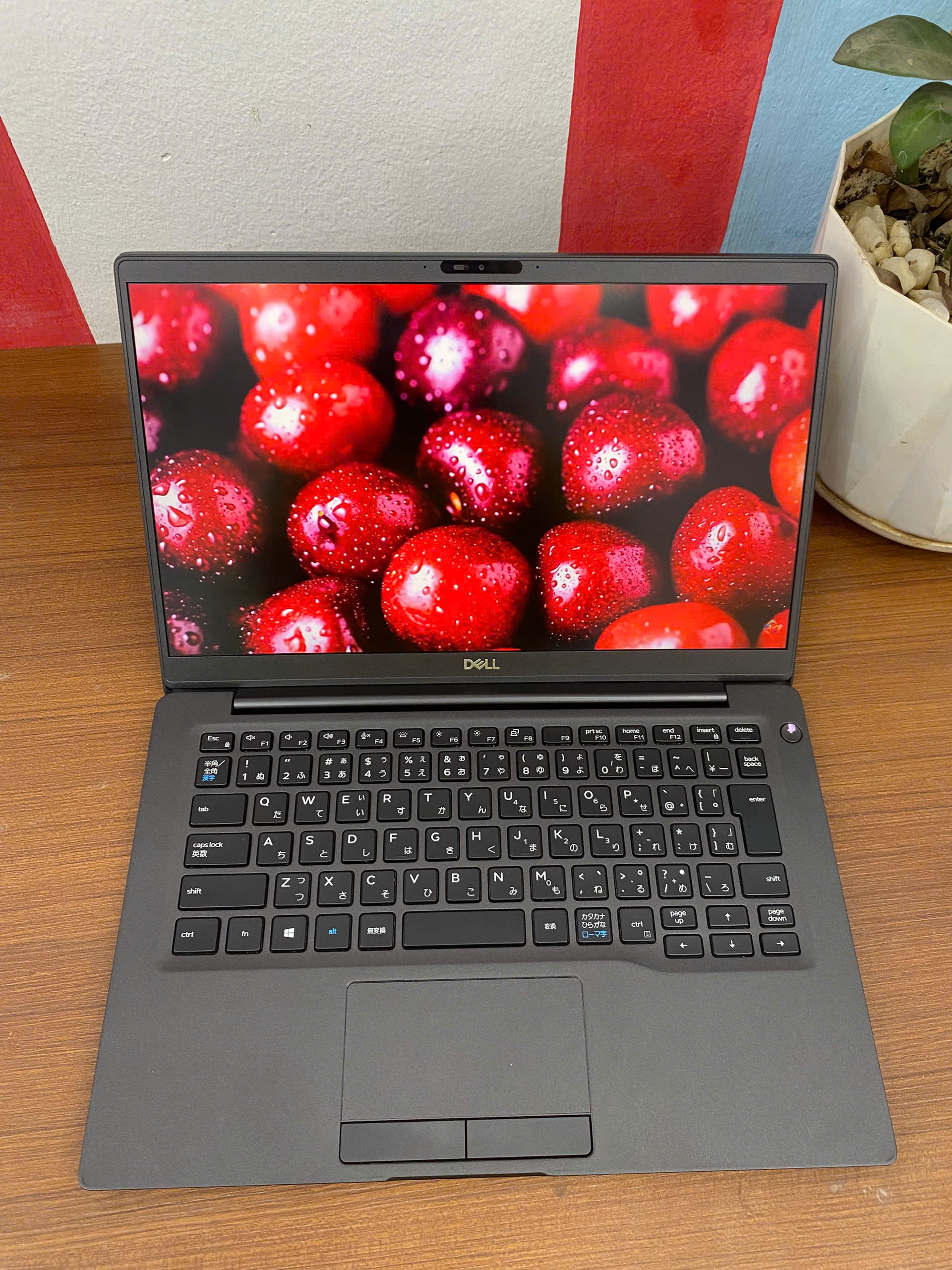 Dell Latitude 7400 | Core i5- 8265U | Ram 8GB | SSD 256GB| Màn 14 inch FHD IPS