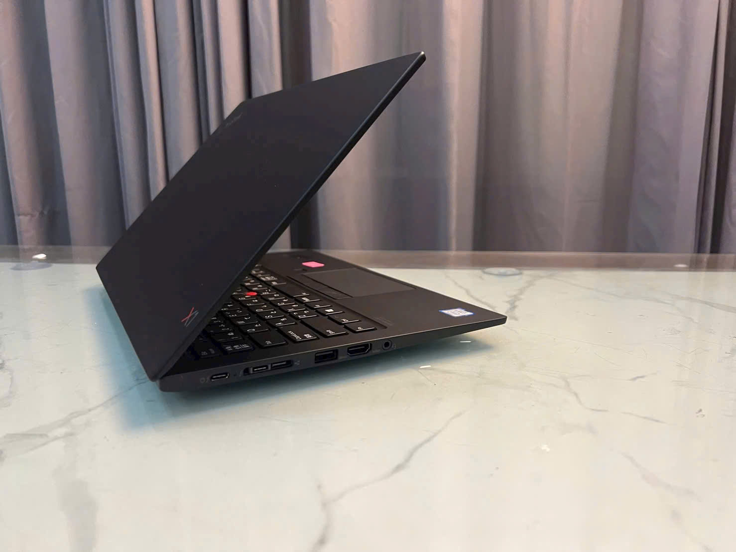 Lenovo ThinkPad X1 Carbon Gen 7 - Core i5 8265U/ RAM 8GB/ SSD 256GB, FHD - Ảnh 4